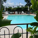 Casa Malescale 4*